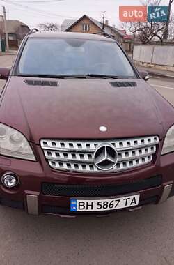 Внедорожник / Кроссовер Mercedes-Benz M-Class 2008 в Измаиле