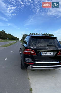 Позашляховик / Кросовер Mercedes-Benz M-Class 2013 в Хусті