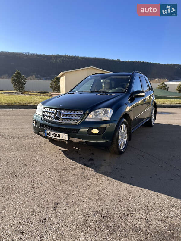 Позашляховик / Кросовер Mercedes-Benz M-Class 2008 в Могилів-Подільському