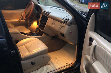 Внедорожник / Кроссовер Mercedes-Benz M-Class 2001 в 