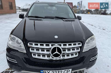 Позашляховик / Кросовер Mercedes-Benz M-Class 2011 в Хмельницькому