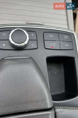 Внедорожник / Кроссовер Mercedes-Benz M-Class 2013 в 