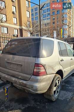 Внедорожник / Кроссовер Mercedes-Benz M-Class 2001 в Киеве