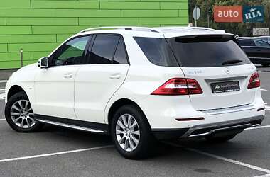 Внедорожник / Кроссовер Mercedes-Benz M-Class 2012 в Киеве