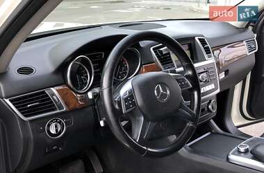 Внедорожник / Кроссовер Mercedes-Benz M-Class 2012 в Киеве