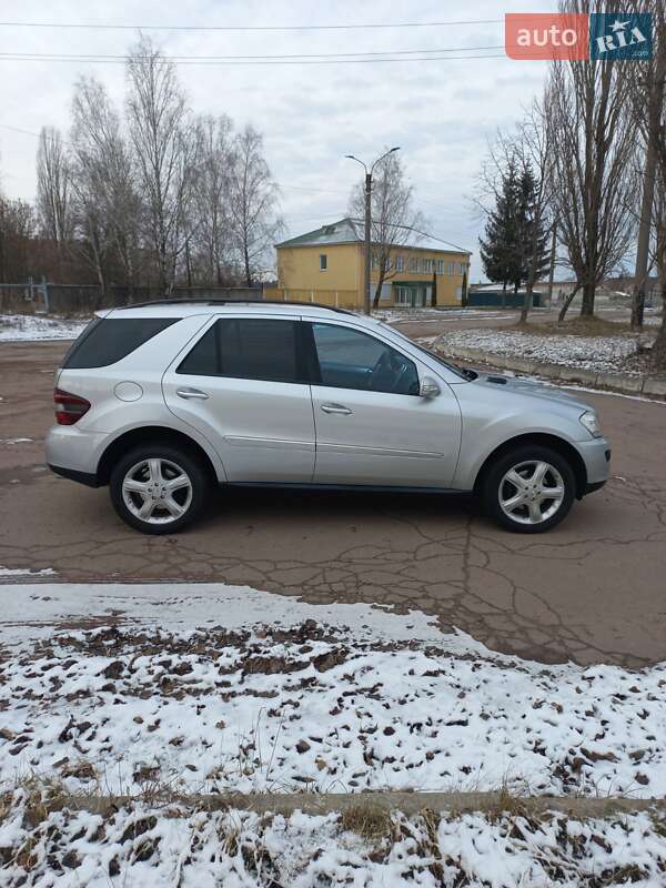Внедорожник / Кроссовер Mercedes-Benz M-Class 2008 в 