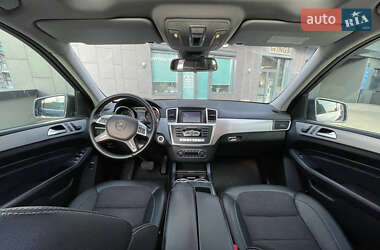 Внедорожник / Кроссовер Mercedes-Benz M-Class 2012 в 