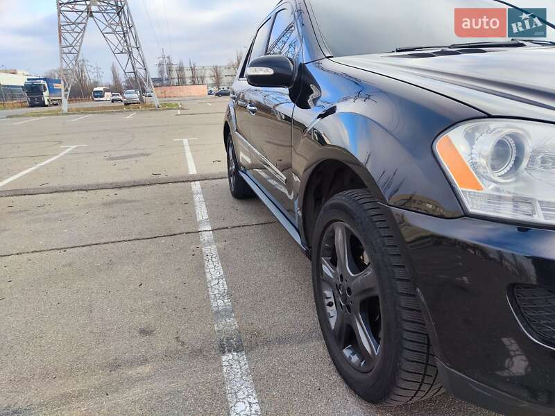Внедорожник / Кроссовер Mercedes-Benz M-Class 2008 в Киеве