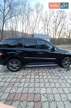 Внедорожник / Кроссовер Mercedes-Benz M-Class 2006 в Кутах