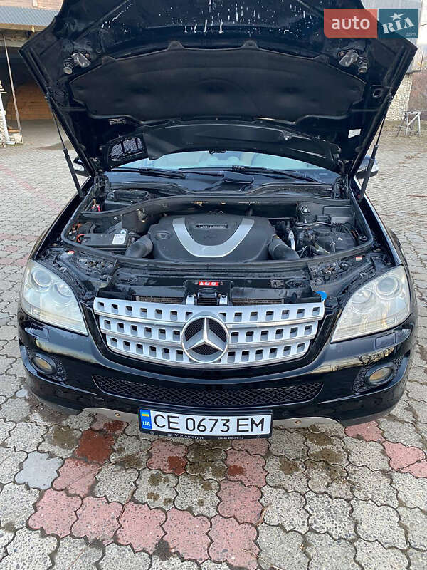 Внедорожник / Кроссовер Mercedes-Benz M-Class 2006 в Кутах