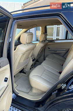 Внедорожник / Кроссовер Mercedes-Benz M-Class 2006 в Кутах