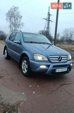 Позашляховик / Кросовер Mercedes-Benz M-Class 2005 в Ічні