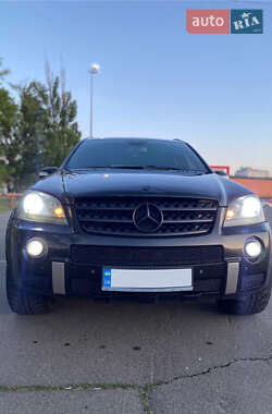 Внедорожник / Кроссовер Mercedes-Benz M-Class 2005 в Киеве