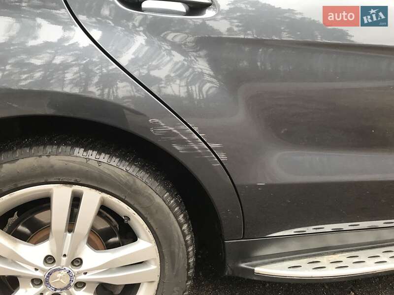 Внедорожник / Кроссовер Mercedes-Benz M-Class 2013 в Киеве