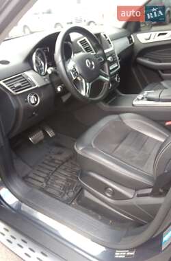 Внедорожник / Кроссовер Mercedes-Benz M-Class 2013 в 