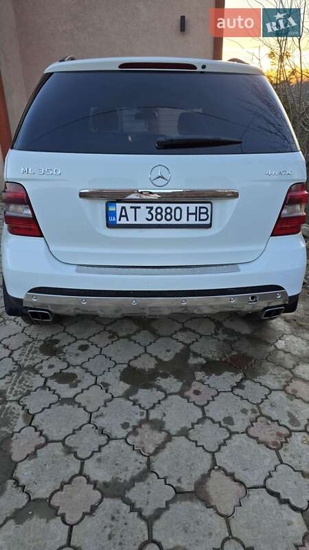 Внедорожник / Кроссовер Mercedes-Benz M-Class 2008 в Черновцах