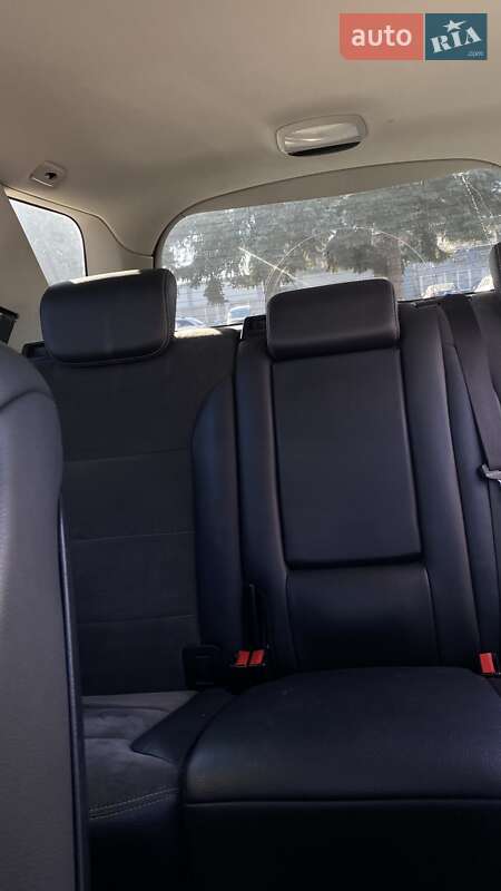 Внедорожник / Кроссовер Mercedes-Benz M-Class 2010 в Черновцах