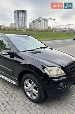 Позашляховик / Кросовер Mercedes-Benz M-Class 2006 в Києві