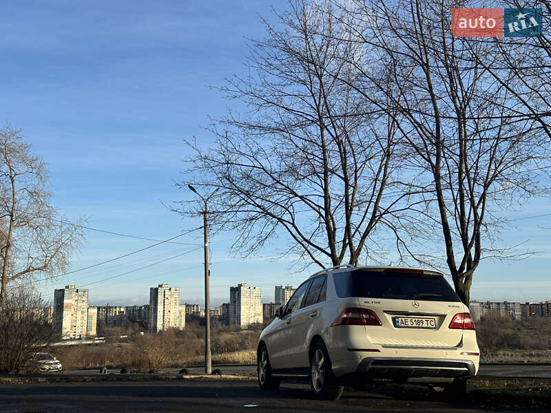 Позашляховик / Кросовер Mercedes-Benz M-Class 2012 в Кривому Розі