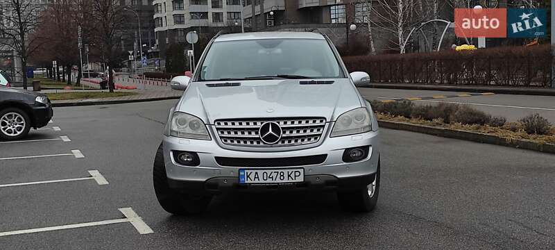 Внедорожник / Кроссовер Mercedes-Benz M-Class 2006 в Киеве