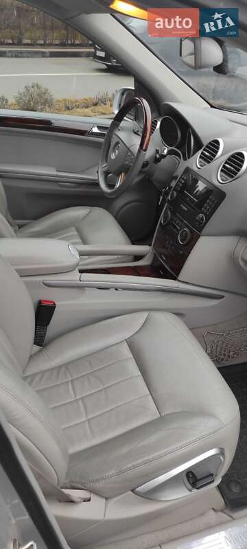 Внедорожник / Кроссовер Mercedes-Benz M-Class 2006 в Киеве