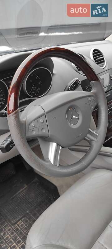 Внедорожник / Кроссовер Mercedes-Benz M-Class 2006 в Киеве