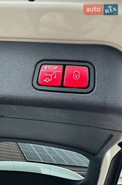 Внедорожник / Кроссовер Mercedes-Benz M-Class 2014 в 