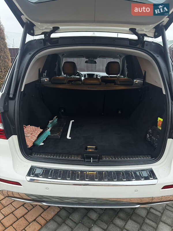 Внедорожник / Кроссовер Mercedes-Benz M-Class 2013 в Буче