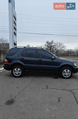 Позашляховик / Кросовер Mercedes-Benz M-Class 2003 в Миколаєві