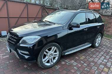 Внедорожник / Кроссовер Mercedes-Benz M-Class 2014 в Ровно