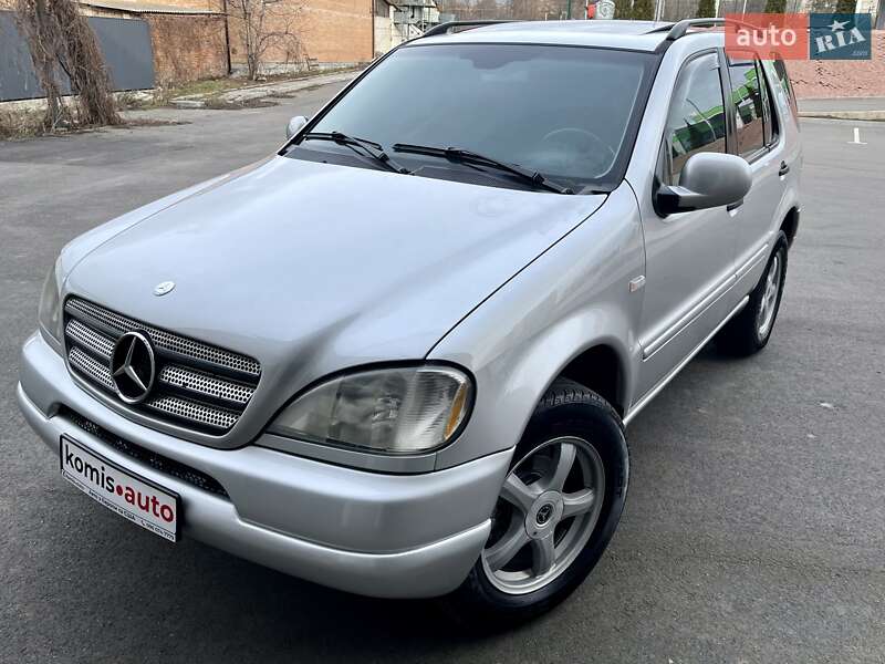 Внедорожник / Кроссовер Mercedes-Benz M-Class 2001 в Виннице