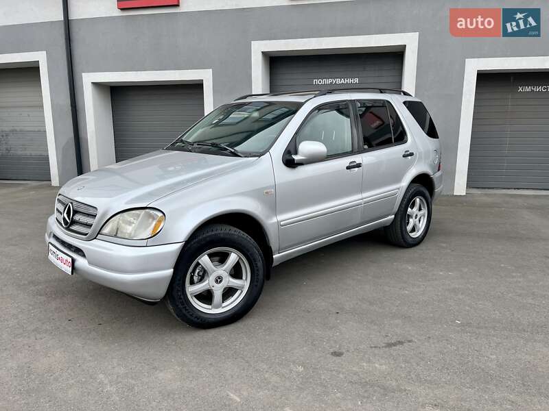 Внедорожник / Кроссовер Mercedes-Benz M-Class 2001 в Виннице