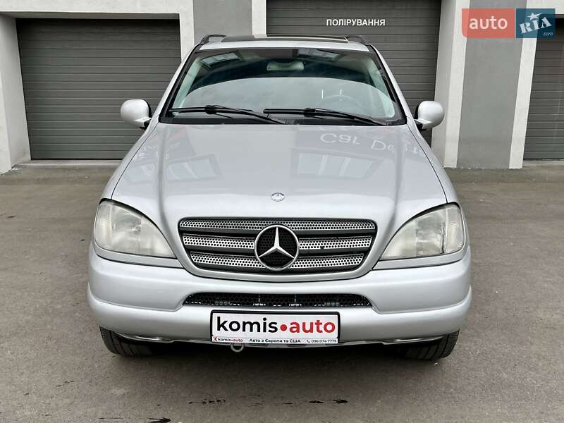 Внедорожник / Кроссовер Mercedes-Benz M-Class 2001 в Виннице