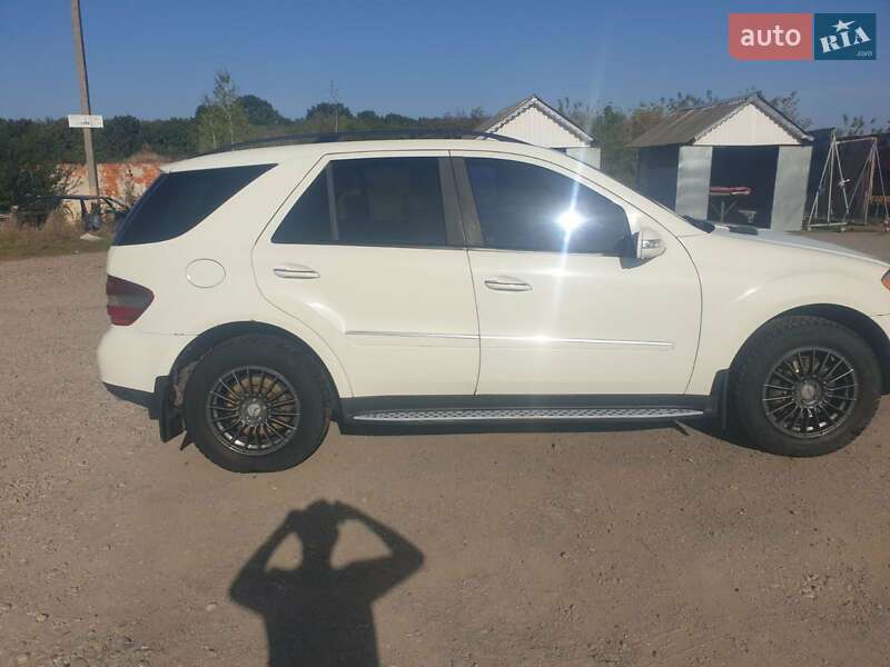 Внедорожник / Кроссовер Mercedes-Benz M-Class 2008 в Тернополе