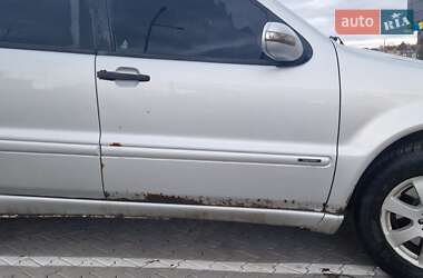Позашляховик / Кросовер Mercedes-Benz M-Class 2003 в 