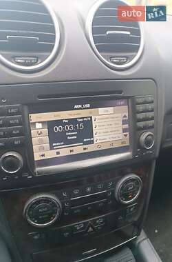 Внедорожник / Кроссовер Mercedes-Benz M-Class 2006 в 