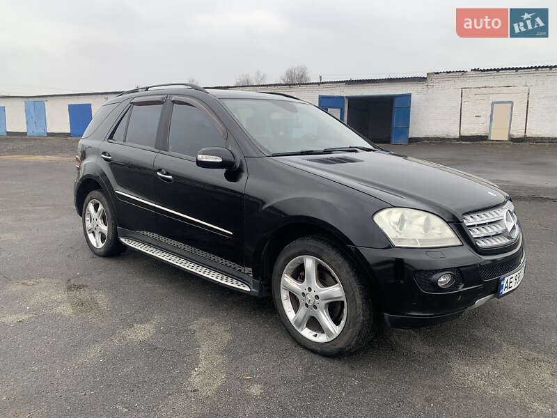 Внедорожник / Кроссовер Mercedes-Benz M-Class 2008 в Кривом Роге