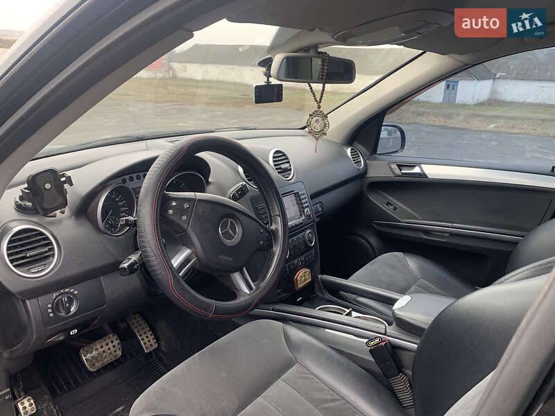 Внедорожник / Кроссовер Mercedes-Benz M-Class 2008 в Кривом Роге