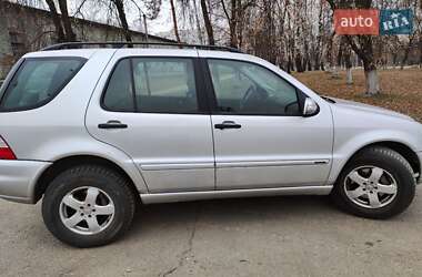 Внедорожник / Кроссовер Mercedes-Benz M-Class 2003 в 