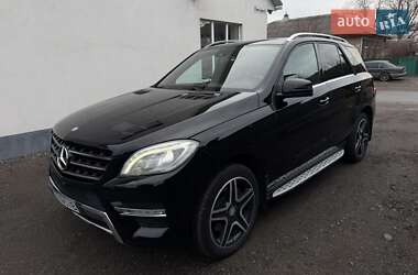 Позашляховик / Кросовер Mercedes-Benz M-Class 2014 в Золотоноші