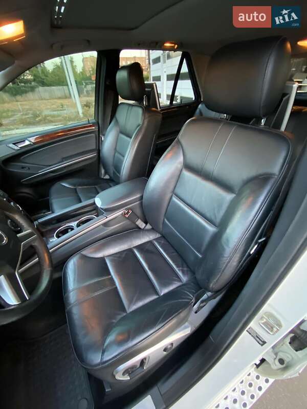 Позашляховик / Кросовер Mercedes-Benz M-Class 2008 в Харкові
