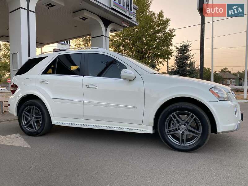 Позашляховик / Кросовер Mercedes-Benz M-Class 2008 в Харкові