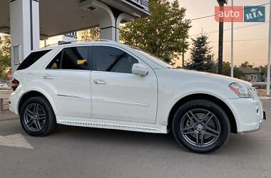 Внедорожник / Кроссовер Mercedes-Benz M-Class 2008 в 