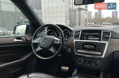 Внедорожник / Кроссовер Mercedes-Benz M-Class 2012 в Киеве