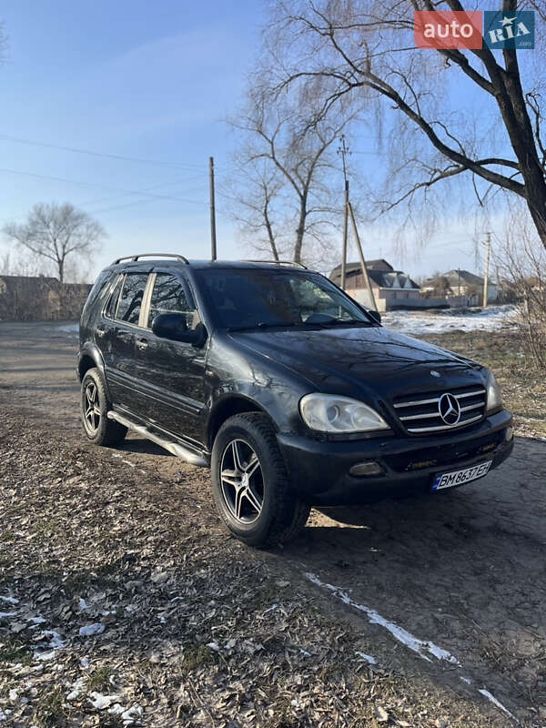 Mercedes-Benz M-Class 1998