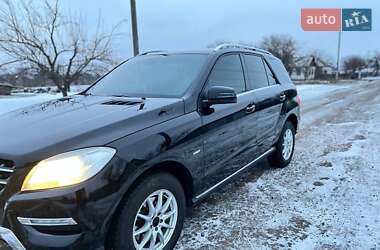 Внедорожник / Кроссовер Mercedes-Benz M-Class 2012 в Лозовой