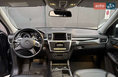 Внедорожник / Кроссовер Mercedes-Benz M-Class 2013 в Киеве