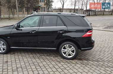 Внедорожник / Кроссовер Mercedes-Benz M-Class 2012 в 