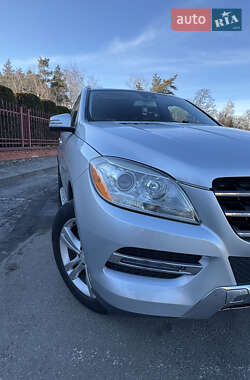 Внедорожник / Кроссовер Mercedes-Benz M-Class 2013 в 