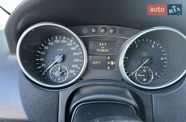 Внедорожник / Кроссовер Mercedes-Benz M-Class 2009 в 